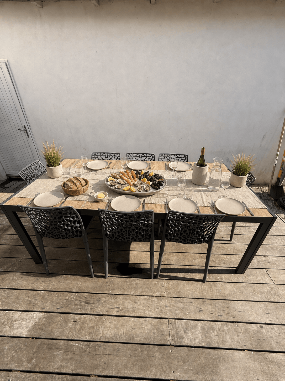 Table de fruits de mer préparée pour le dîner