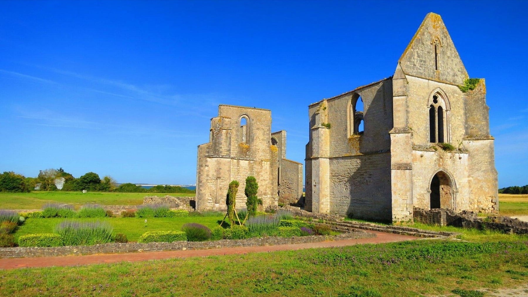 Abbaye des Châteliers, patrimoine de l’Île de Ré