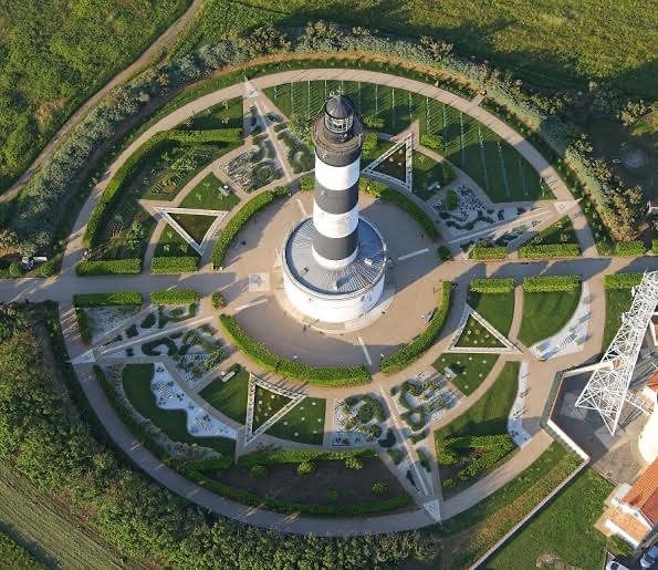 Jardins du phare de Chassiron vus du ciel