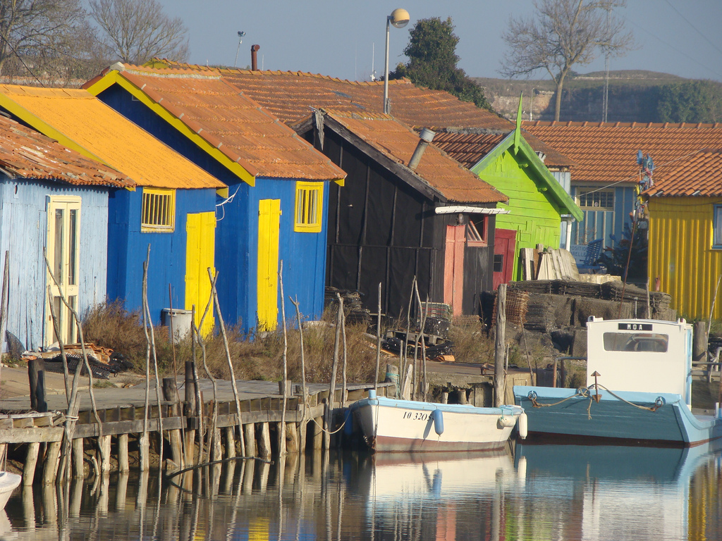 Cabanes ostréicoles colorées du Château-d’Oléron