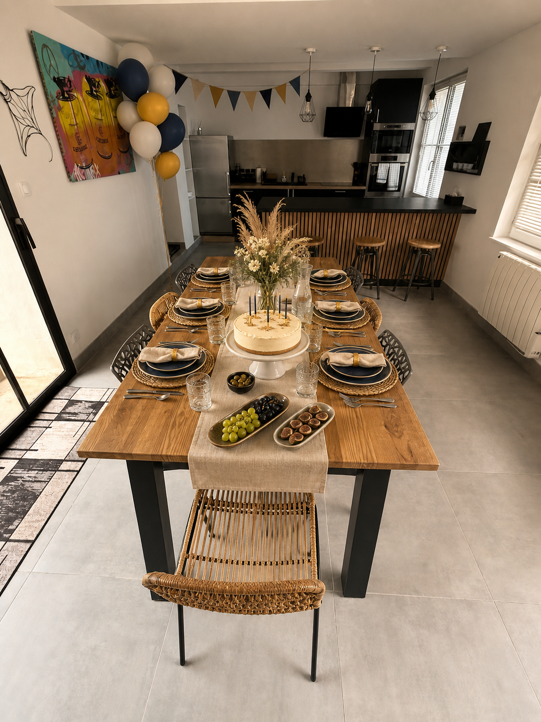 Table dressée pour un anniversaire